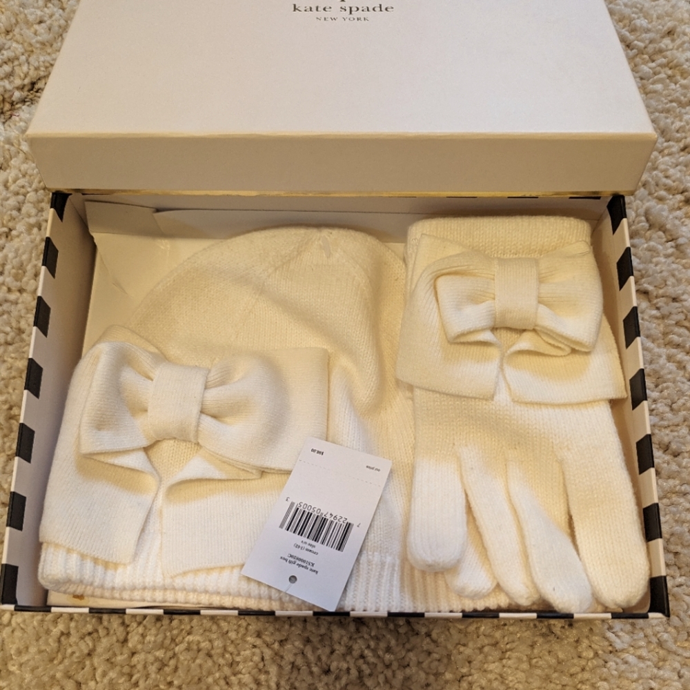 Kate Spade Hat and Gloves
